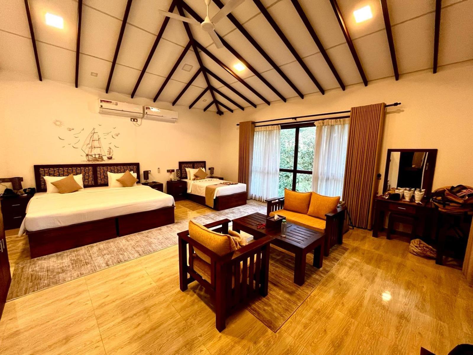 Sigiriya Cashew Palace Resort Daganapothaha Eksteriør bilde